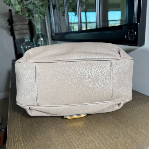 Marc by Marc Jacobs Q Hillier Pebbled Leather Hobo – Taupe - Picture 7 of 13